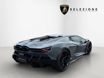 LAMBORGHINI Revuelto 6.5 V12 HPEV