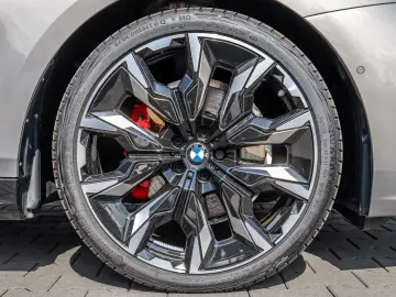 BMW 520d xDrive M Sport HUD ACC AHK 360 KAM RFK LED