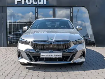 BMW 520d xDrive M Sport HUD ACC AHK 360 KAM RFK LED