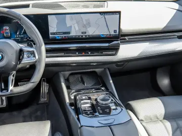 BMW 520d xDrive M Sport HUD ACC AHK 360 KAM RFK LED
