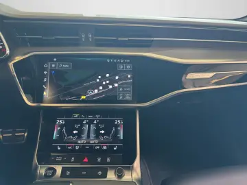 AUDI A6 55 TFSI e quattro  Leder B O Matrix Navi ACC