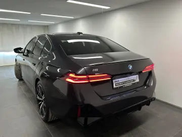 BMW i5 M60 xDrive Limousine M Sportpaket Pro Harman