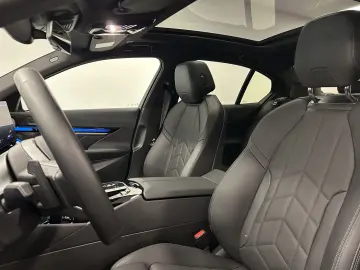 BMW i5 M60 xDrive Limousine M Sportpaket Pro Harman