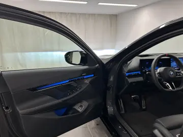 BMW i5 M60 xDrive Limousine M Sportpaket Pro Harman