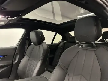 BMW i5 M60 xDrive Limousine M Sportpaket Pro Harman