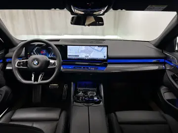 BMW 520i Limousine M Sportpaket Pro B&W DAB LED Komf