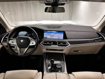 BMW X7 xDrive40i Head-Up DAB LED Komfortzgn. Soft-Cl