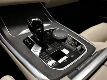BMW X7 xDrive40i Head-Up DAB LED Komfortzgn. Soft-Cl