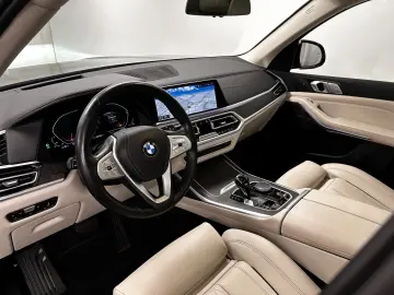 BMW X7 xDrive40i Head-Up DAB LED Komfortzgn. Soft-Cl