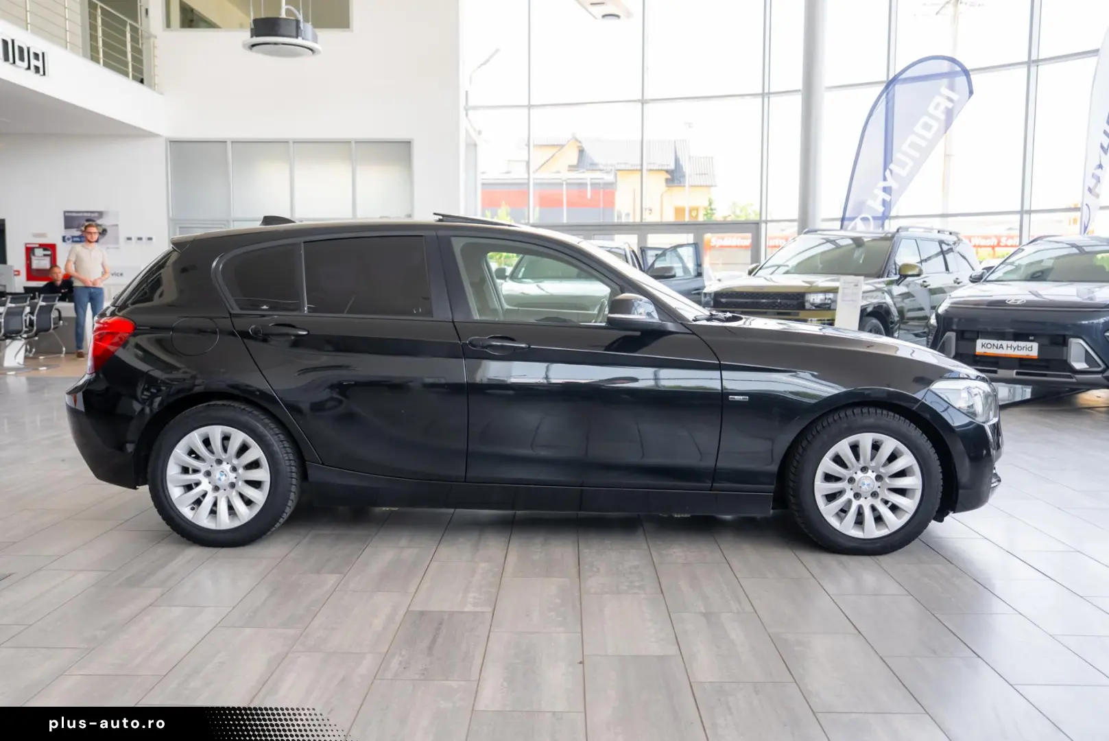 BMW 1 Series 2011 — imagine 5
