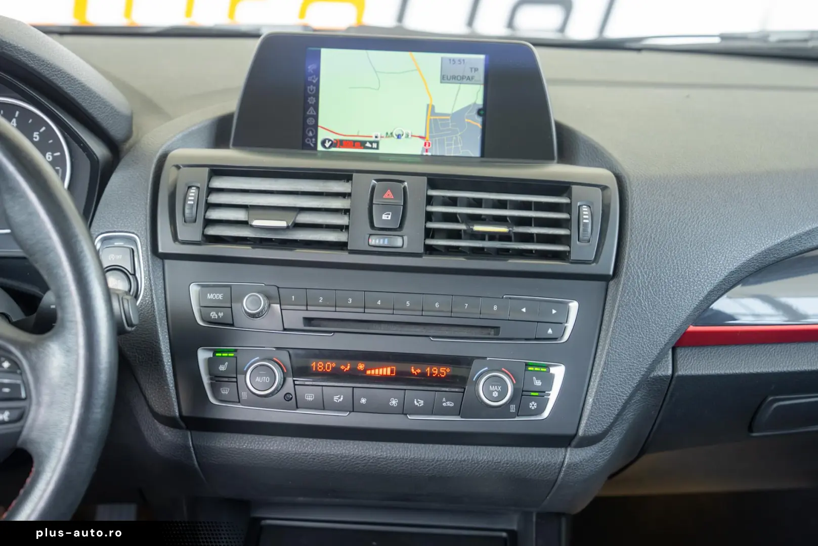 BMW 1 Series 2011 — imagine 17
