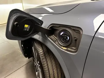 BMW X1 xDrive30e M Sportpaket Head-Up DAB LED Komfor