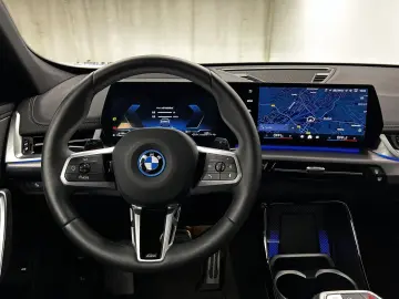 BMW X1 xDrive30e M Sportpaket Head-Up DAB LED Komfor