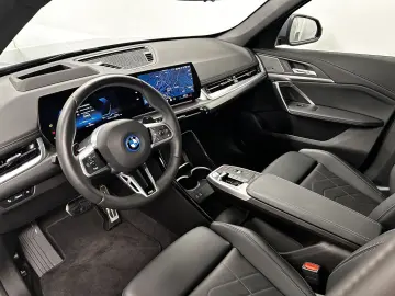 BMW X1 xDrive30e M Sportpaket Head-Up DAB LED Komfor