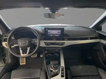 AUDI A5 Cabriolet 40 TFSI quattro S-Line  CarPlay Mat