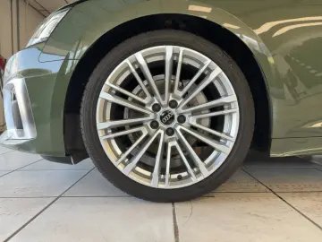 AUDI A5 Cabriolet 40 TFSI quattro S-Line  CarPlay Mat