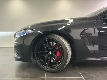 BMW M8 Cabrio Competition Paket B&W Laser DAB Nacken