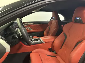 BMW M8 Cabrio Competition Paket B&W Laser DAB Nacken