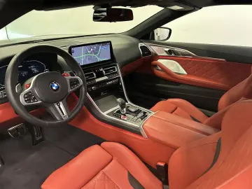 BMW M8 Cabrio Competition Paket B&W Laser DAB Nacken