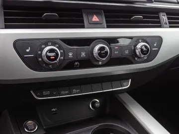 AUDI A5 Sportback S line 35TDI Stronic Navi LED ACC E