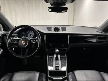 PORSCHE Macan S S Bose Pano. AHK DAB LED RFK PDC