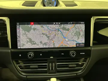PORSCHE Macan S S Bose Pano. AHK DAB LED RFK PDC