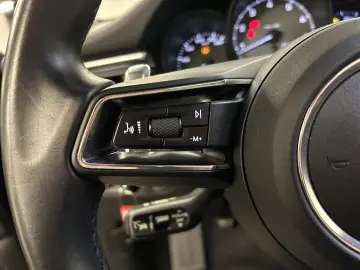 PORSCHE Macan S S Bose Pano. AHK DAB LED RFK PDC
