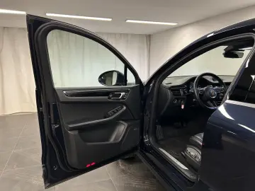 PORSCHE Macan S S Bose Pano. AHK DAB LED RFK PDC