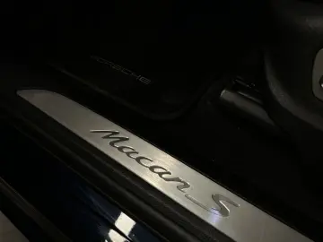 PORSCHE Macan S S Bose Pano. AHK DAB LED RFK PDC