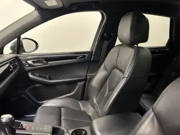 PORSCHE Macan S S Bose Pano. AHK DAB LED RFK PDC