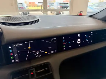 PORSCHE Taycan 4 Cross Turismo Beifahrerdisplay ACC HUD