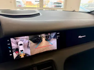 PORSCHE Taycan 4 Cross Turismo Beifahrerdisplay ACC HUD