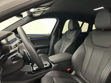 BMW X4 xDrive20i M Sportpaket DAB LED Shz Standheizu