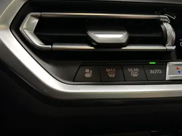 BMW M3 Competition M xDrive Limousine ACC Harman Kar