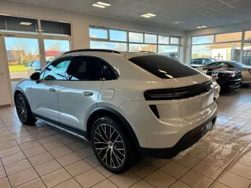 PORSCHE Macan Turbo InnoDrive OffroadDesign SCP Keyless