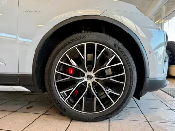 PORSCHE Macan Turbo InnoDrive OffroadDesign SCP Keyless