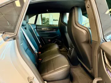 PORSCHE Macan Turbo InnoDrive OffroadDesign SCP Keyless