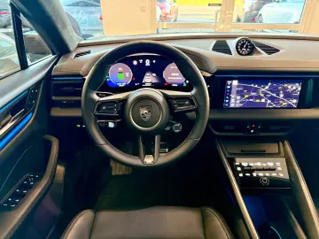 PORSCHE Macan Turbo InnoDrive OffroadDesign SCP Keyless