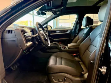 PORSCHE Cayenne V6  Panorama   Matrix-LED   Keyless