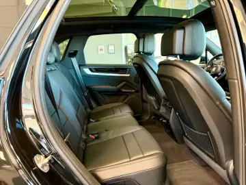 PORSCHE Cayenne V6  Panorama   Matrix-LED   Keyless