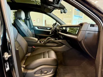 PORSCHE Cayenne V6  Panorama   Matrix-LED   Keyless