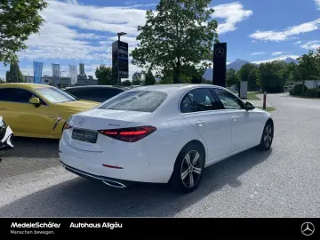 MERCEDES-BENZ C 300 e 4M Avantgarde AHK Memo Led Ambi Kamera