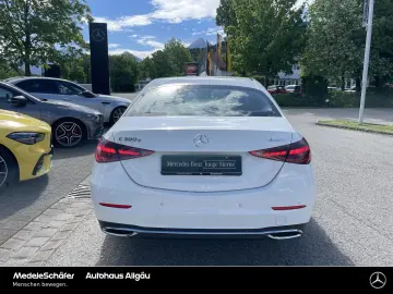 MERCEDES-BENZ C 300 e 4M Avantgarde AHK Memo Led Ambi Kamera