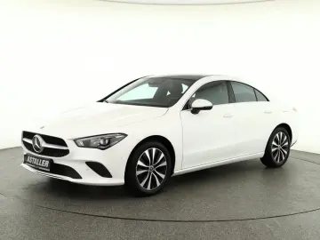 MERCEDES-BENZ CLA 180 Coupé Progressive Pano LED Spu…