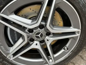 MERCEDES-BENZ CLA 200 AMG-Line ALCANTARA CAM LED