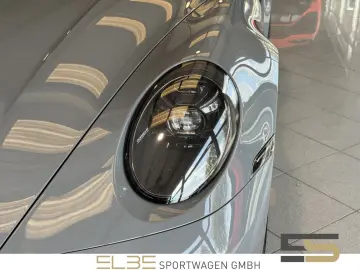 PORSCHE 911 4GTS Cabrio INNO CARBON BOSE 360 SPORTDESIGN