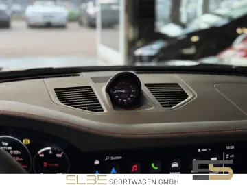PORSCHE 911 4GTS Cabrio INNO CARBON BOSE 360 SPORTDESIGN
