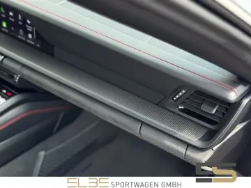 PORSCHE 911 4GTS Cabrio INNO CARBON BOSE 360 SPORTDESIGN