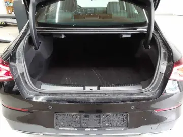 MERCEDES-BENZ CLA 200d 8G-Progressive BusiP LED KAM