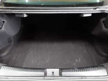 MERCEDES-BENZ CLA 200d 8G-Progressive BusiP LED KAM